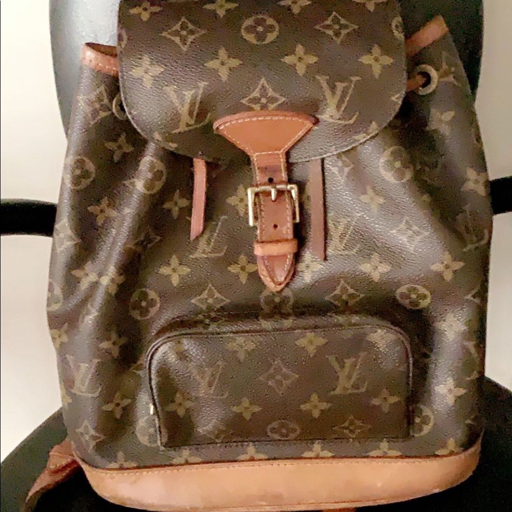 Authentic Louis Vuitton MM Montsouris Backpack